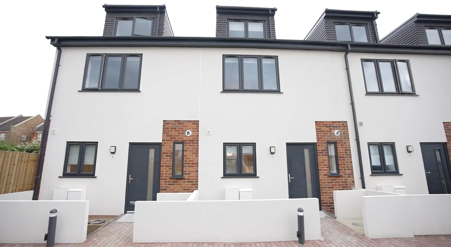 New Build Luxury Houses